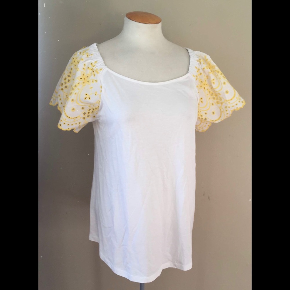 3/$30 White, flounce sleeve top